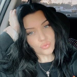 Meet your Posher, Kailee